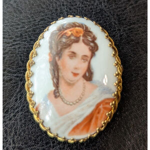 Limoges Florenza Portrait Vintage Gold Tone Brooch